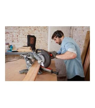 Пила торцювальна BLACK+DECKER BES700 1600 Вт, &Oslash;216 мм