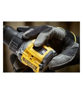 Дрель-шуруповерт аккумуляторный DeWALT DCD794NT, XR Li-Ion 18 В, в кейсе, без АКБ и ЗП
