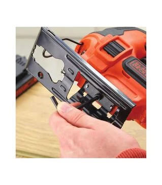 Електролобзик акумуляторна BLACK+DECKER BDCJS18 (BDCJS18)