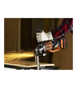 Угловая шлифмашина аккумуляторная BLACK+DECKER BCG720M1, 18 B