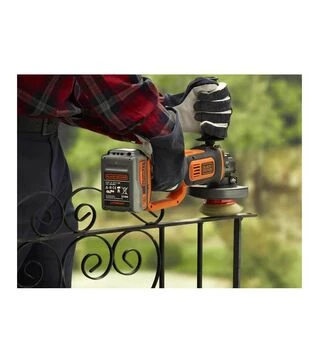 Угловая шлифмашина аккумуляторная BLACK+DECKER BCG720M1, 18 B
