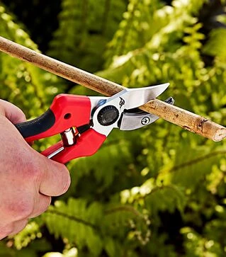 Секатор с наковальней эргономичный FELCO 171M-А Эконом, средний