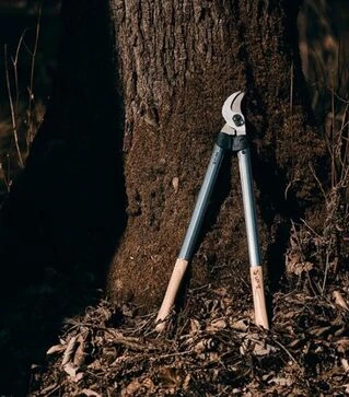 Сучкоріз обвідний дворучний Lowe Natural Series 21, 650 мм (N21.065)