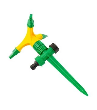 Ороситель для полива MASTERTOOL вращающийся 3-рожковый, 1/2", 12 м, на ножке (92-9322)