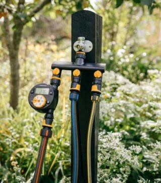 Тройник для крана Fiskars Comfort на 3 выхода, с клапанами (1070578)