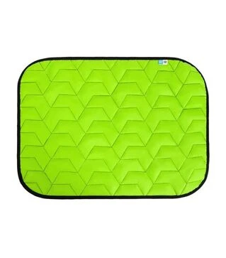 Подстилка для собак AiryVest 80х55 см, салатово-черная