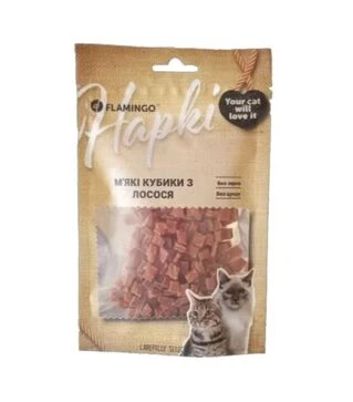 Лакомство для кошек Flamingo мягкие кубики с мясом лосося, 50 г