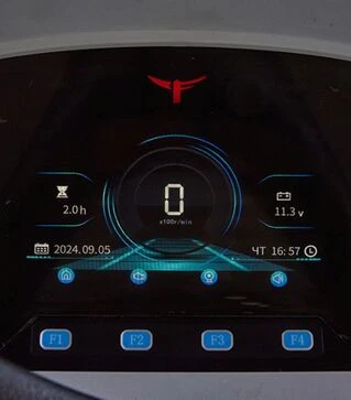 Трактор ДТЗ 1104