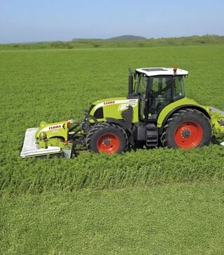 Трактор колесный Claas Arion 620