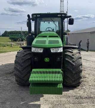 Трактор John Deere 8335R, 2012 г.в., со спарками, б/у