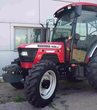 Трактор Mahindra 8000