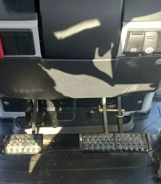 Трактор YTO NLY 1104
