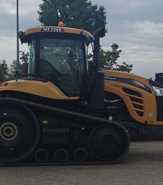 Трактор гусеничний Challenger MT 755 E, 2016 р.в, 3512 м/год, б/в