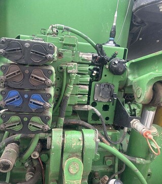 Гусеничный трактор John Deere 8370RT, 2016 г.в, 9000 м/ч, б/у