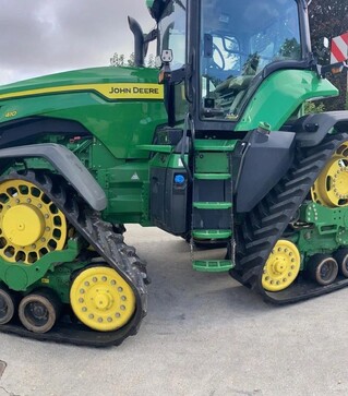Гусеничный трактор John Deere 8RX 410, 2022 г.в, 3211 м/ч, б/у