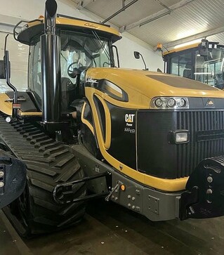 Гусеничный трактор Challenger MT 865 С, 2010 г.в, 5000 м/ч, б/у