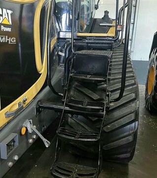 Гусеничный трактор Challenger MT 865 С, 2010 г.в, 5000 м/ч, б/у
