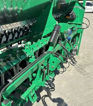 Сеялка зерновая HARVEST КОЛИБРИ 300, навесная