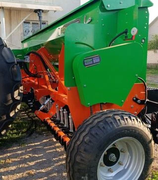 Сівалка навісна UTERRA MAXIMA GT-3600, 24 сошники, варіатор, пружинні загортачі
