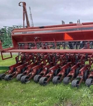 Сеялка зерновая CASE IH 5400, б/у