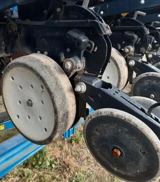 Сеялка Kinze 3600 ASD, б/у
