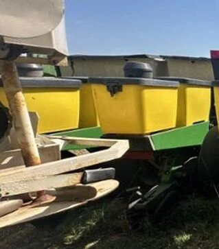 Сівалка пневматична John Deere 1750 8- рядна, б/в