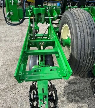 Сівалка пневматична АГРО СПЕЦСЕРВІС ПЛАНТЕР 8-70SD TRACK, з транспортним візком та сухими добривами