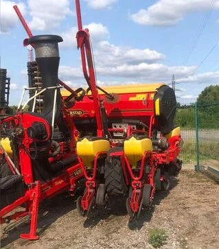 Сівалка точного висіву пневматична V&auml;derstad TPF 8, 2014 р.в, б/в
