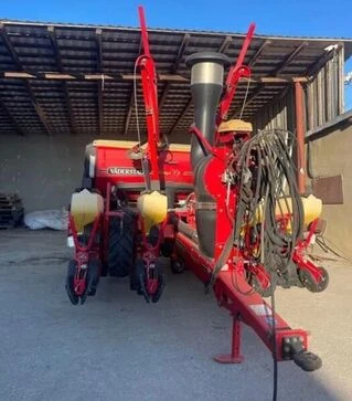 Сівалка точного висіву пневматична V&auml;derstad Tempo F8, 2017 р.в, 1800 Га, б/в