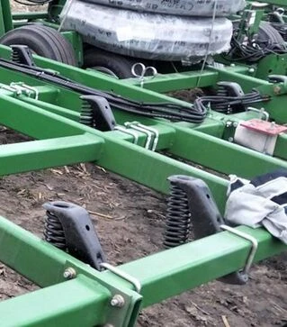 Посевной комплекс John Deere 730, 10,9 м + бункер 1910, 2013 г.в., полный кап.ремонт б/у