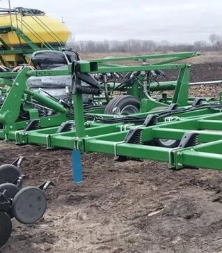 Посевной комплекс John Deere 730, 10,9 м + бункер 1910, 2013 г.в., полный кап.ремонт б/у