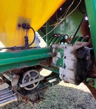 Посівний комплекс John Deere 730, 10,9 м + бункер John Deere 1910, б/в