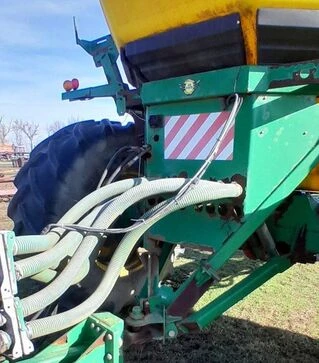 Посівний комплекс John Deere 730, 10,9 м + бункер John Deere 1910, б/в
