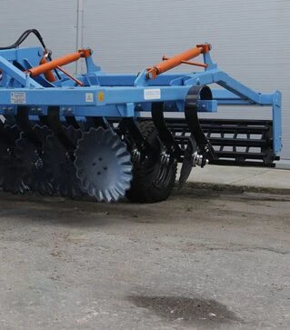 Дисковий лущильник AGROKALINA DEFT 3,5 Т суцільна рама, причіпний