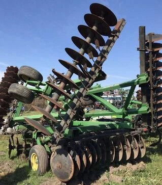 Борона дискова John Deere 630, 7,8 м, з гладкими та вирізними дисками, б/в