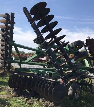 Борона дискова John Deere 630, 7,8 м, з гладкими та вирізними дисками, б/в