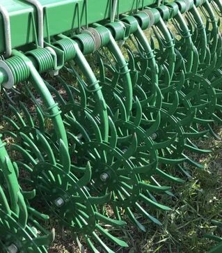 Борона ротаційна John Deere 400, 4,5 м, 54 диски, б/в
