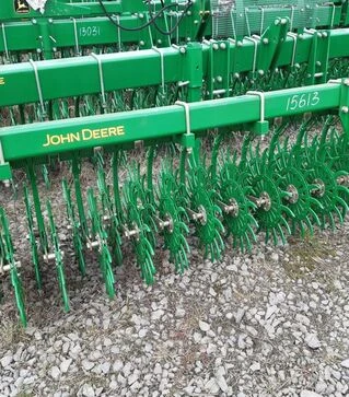 Борона ротаційна навісна John Deere 400, 4,5м, 54 диски, б/в