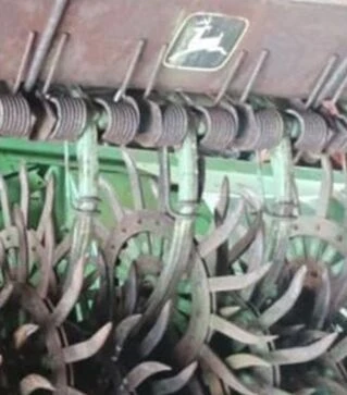 Борона ротаційна навісна John Deere 400, 9 м, б/в