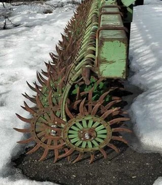 Борона ротаційна John Deere 400, 8м, б/в