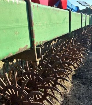 Борона ротаційна John Deere 400, 8 м, б/в