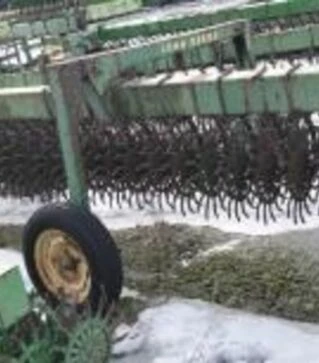 Борона ротаційна навісна John Deere 400, 9 м, диск 52 см, б/в