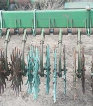 Борона ротаційна John Deere 400, 9,8 м, з транспортним візком, б/в