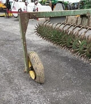 Борона ротаційна John Deere 400, 9,1 м, з опорними колесами, б/в