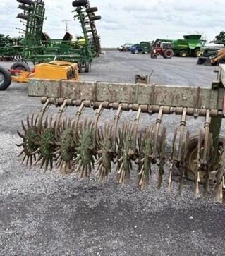 Борона ротаційна John Deere 400, 9,1 м, з опорними колесами, б/в