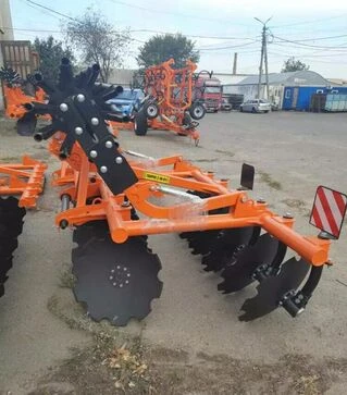 Борона дискова навісна TERFED Таурус-2,1 з жорсткою стійкою