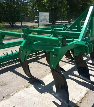 Глубокорыхлитель навесной БМЗ ГР-3,4 со шпоровым катком, универсальная навеска