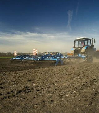 Культиватор AGROKALINA MAK-6T прицепной, с опорными колесами