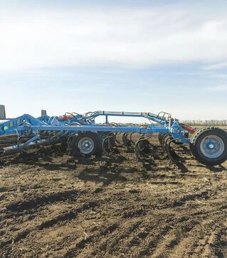Культиватор AGROKALINA MAK-6T прицепной, с опорными колесами