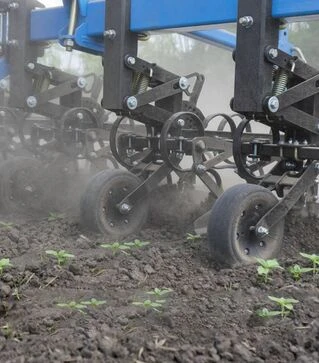 Культиватор міжрядний AGROKALINA КУМ-5,6 8-рядний, з підпружинником